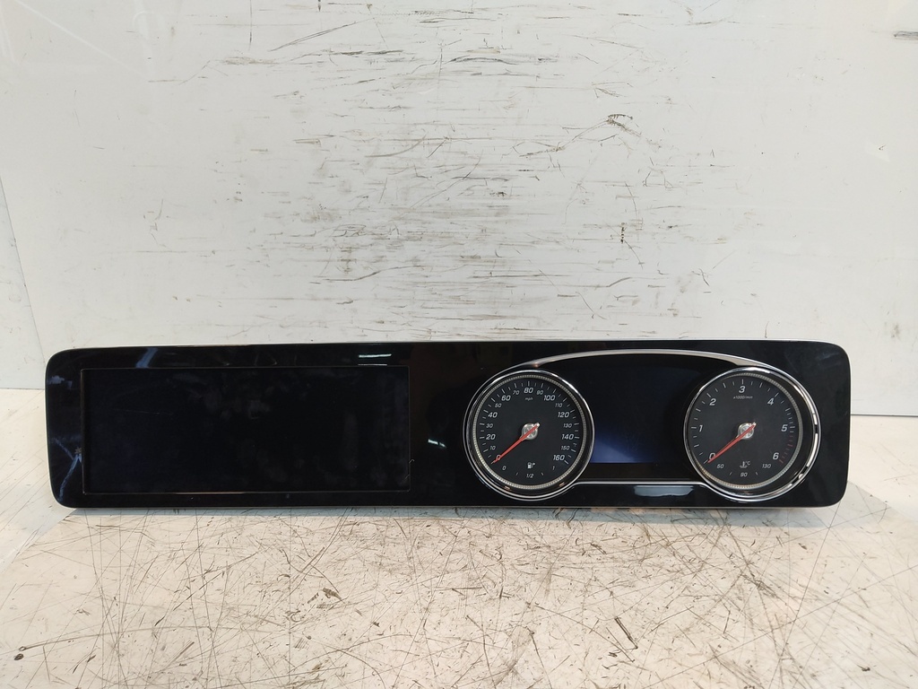 [MTD-531914] Pantalla multifunción Mercedes Clase E W213 2017 2.0 CDI E220 d A2135402042
