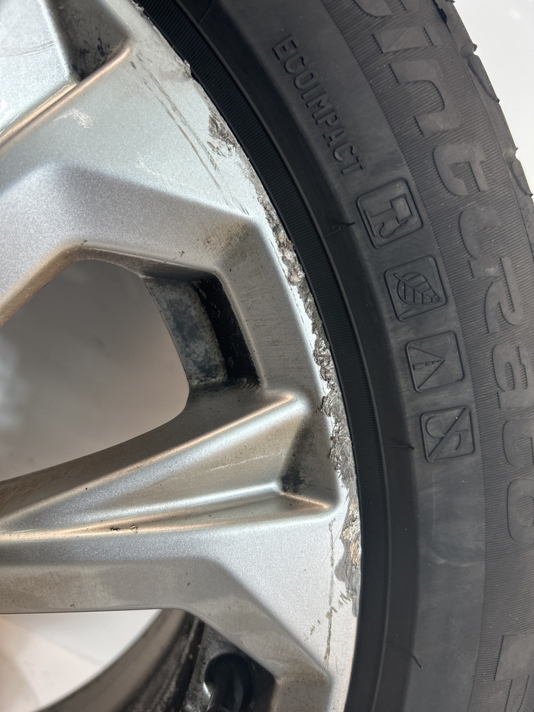 [MTD-496663] Llanta de aleación 17" Audi A4 3.0 TDI V6 DMG DMGA 8W0601025L