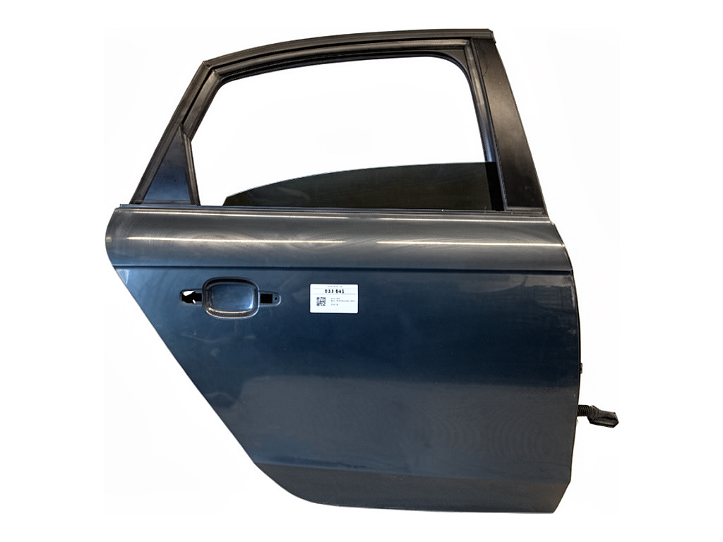 [STARK-933841] Puerta trasera derecha AUDI A4 B8 (8K2) 2007-2015