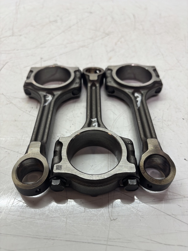 [MTD-467503] 3x biela Nissan Qashqai III J12 1.3 DIG-T HR13DDT