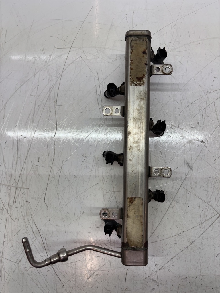 [MTD-468607] Riel de inyectores para Jeep Wrangler JK III 3.8 V6 Gasolina EGT 205 CV