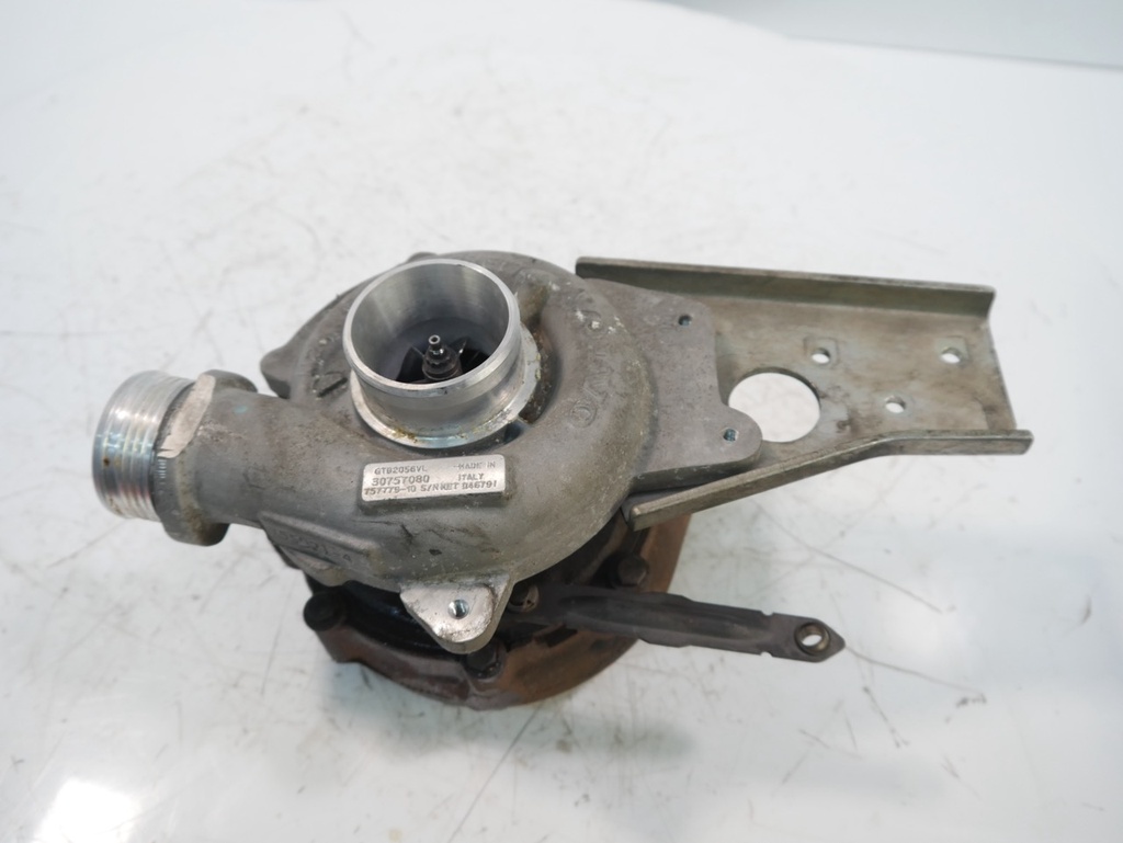 [MTD-485604] Turbocompresor Volvo V70 2.4 D D5244T7 30757080