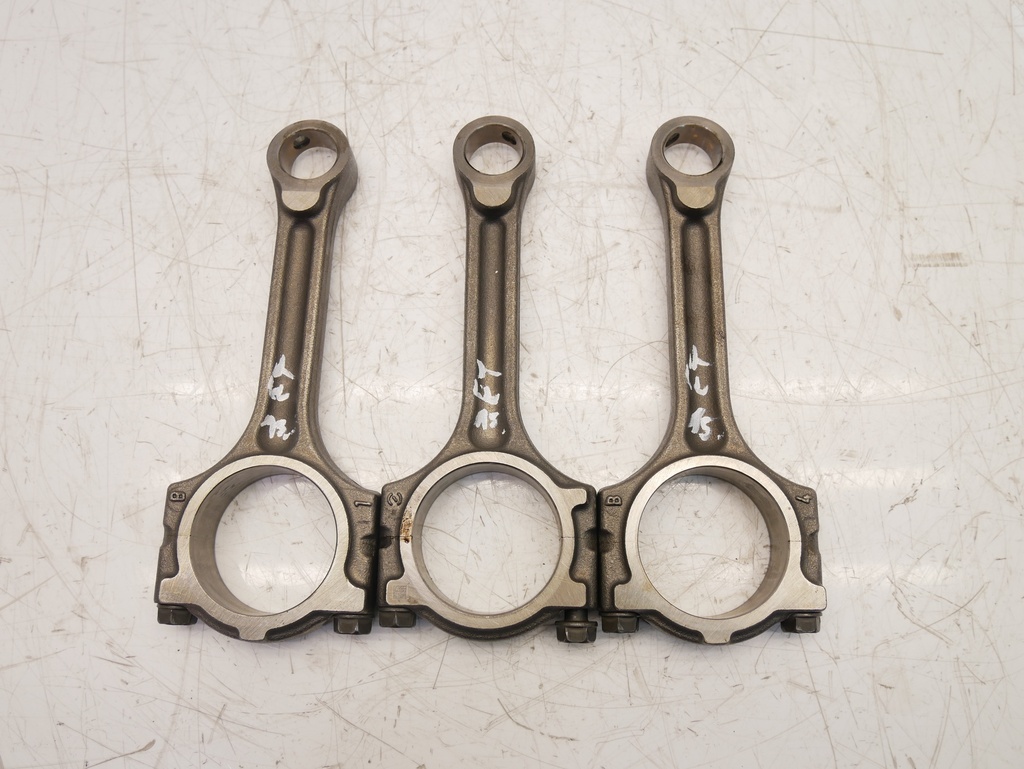 [MTD-390226] 3x Biela Dacia Sandero 0.9 TCe 90 H4B400 H4B 121000353R