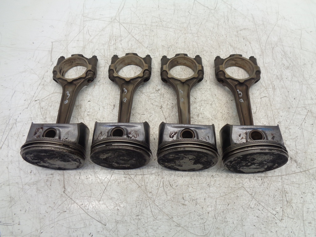 [MTD-388025] 4x biela de pistón Opel Astra Zafira B 1.6 Z16XER (12/2006-04/2015)
