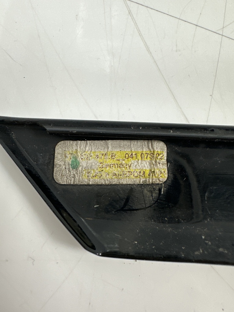 [MTD-498150] Moldura delantera Porsche Panamera 2.9 V6 Gasolina CSZ CSZB 04107S02