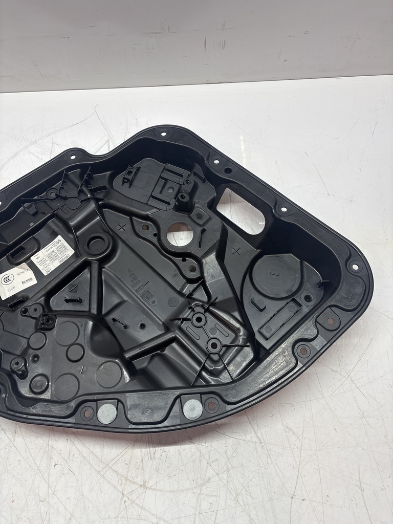 [MTD-500831] Elevalunas trasero derecho Mercedes W213 E 220 d OM654 A2050058699