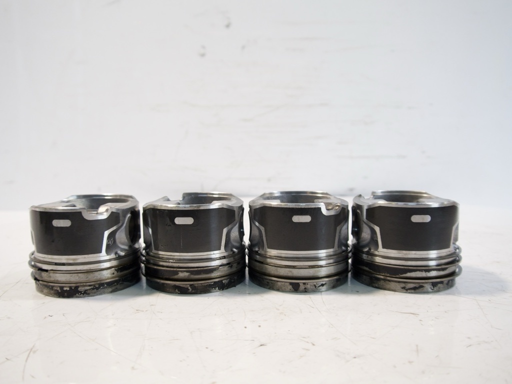 [MTD-462798] 4x pistones Peugeot Partner 1.5 BlueHDI YHY DV5RD YH01 75L148