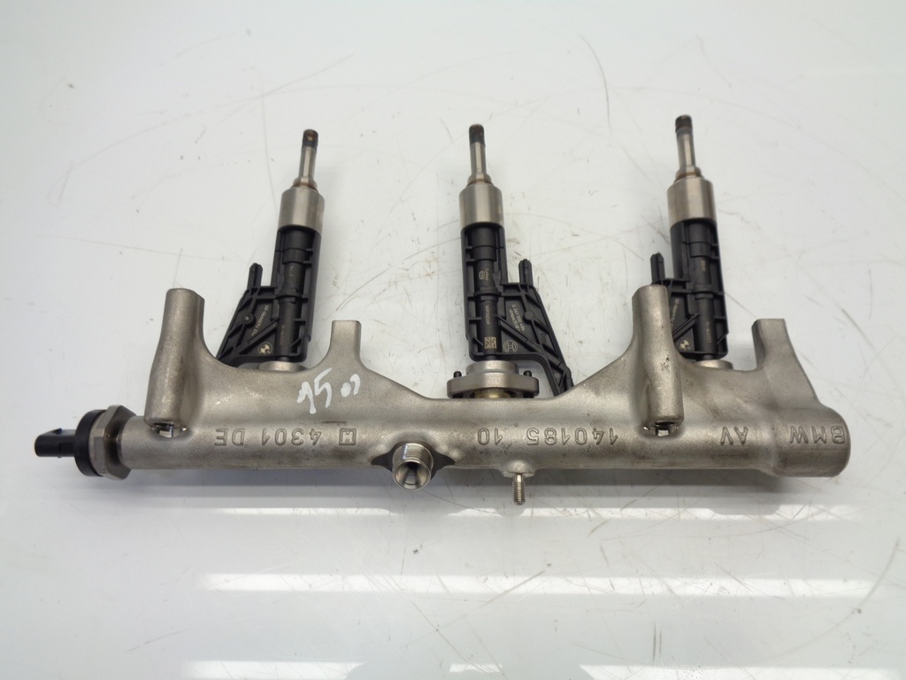 [MTD-373936] Riel de inyectores para BMW 1er 2er F46 1.5 218i 118i B38A15A