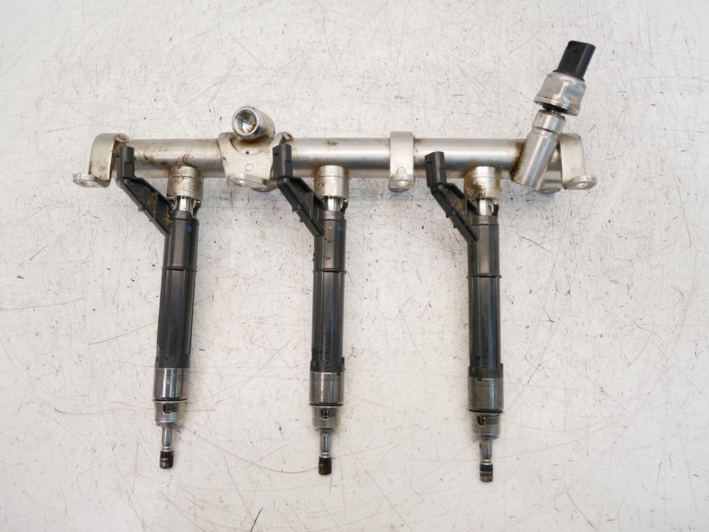 [MTD-490177] Colector de inyección Audi Q5 3.0 TFSI quattro 06M133316L