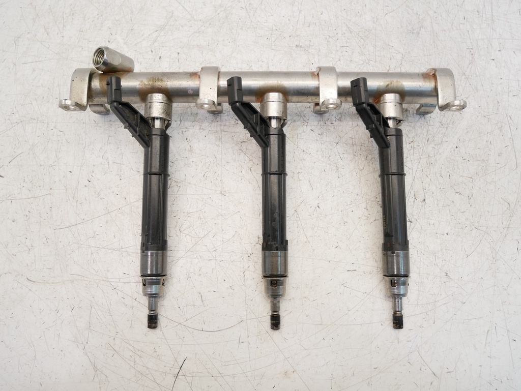 [MTD-490178] Colector de inyección Audi Q5 3.0 TFSI quattro V6 MCX.TA CXTA CWGD 06M133315L
