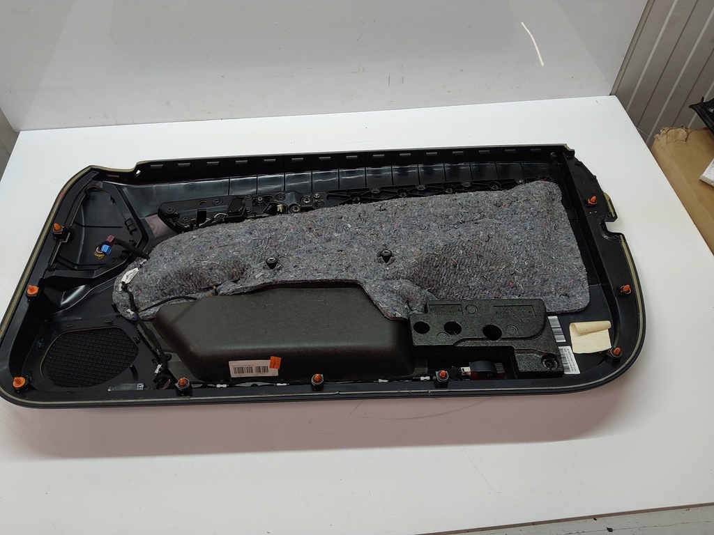 [MTD-504926] Panel de puerta delantera izquierda Mercedes Clase E W213 OM654.920 A2077270788