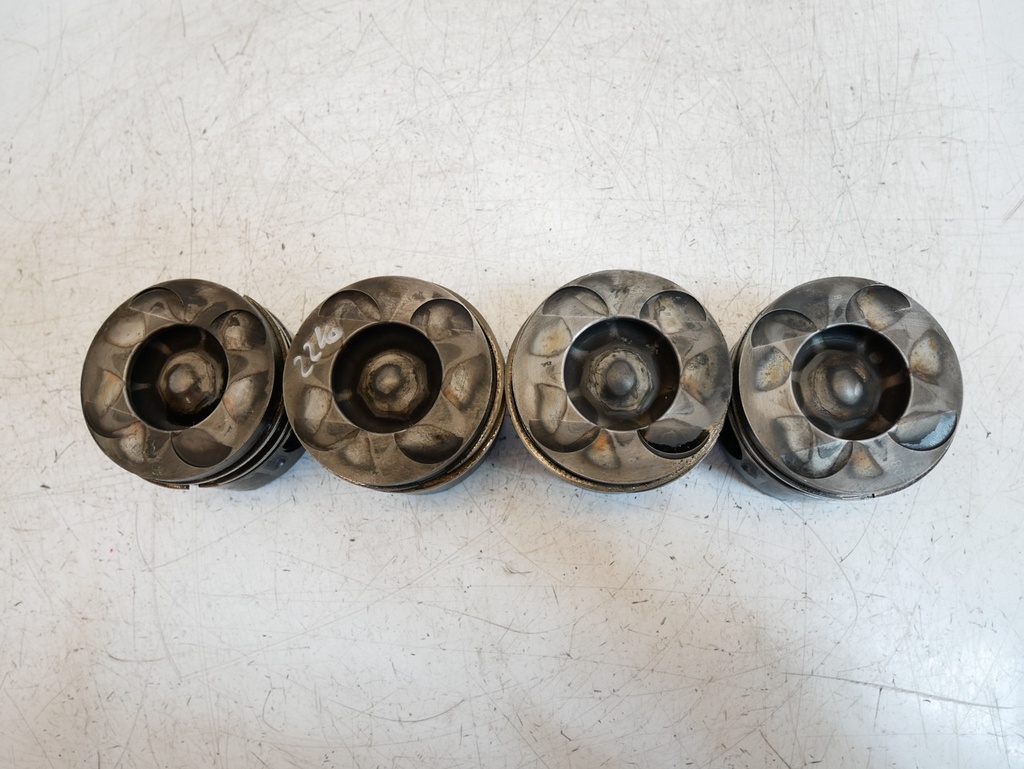 [MTD-508866] 4x pistones Mercedes Sprinter 2.2 OM646.986 646.896 OM646 A6460300417