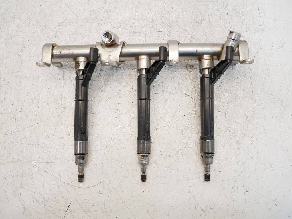 [MTD-490175] Colector de inyección Porsche Panamera 971 3.0 V6 gasolina MCX.TA CWGD 06M133316L