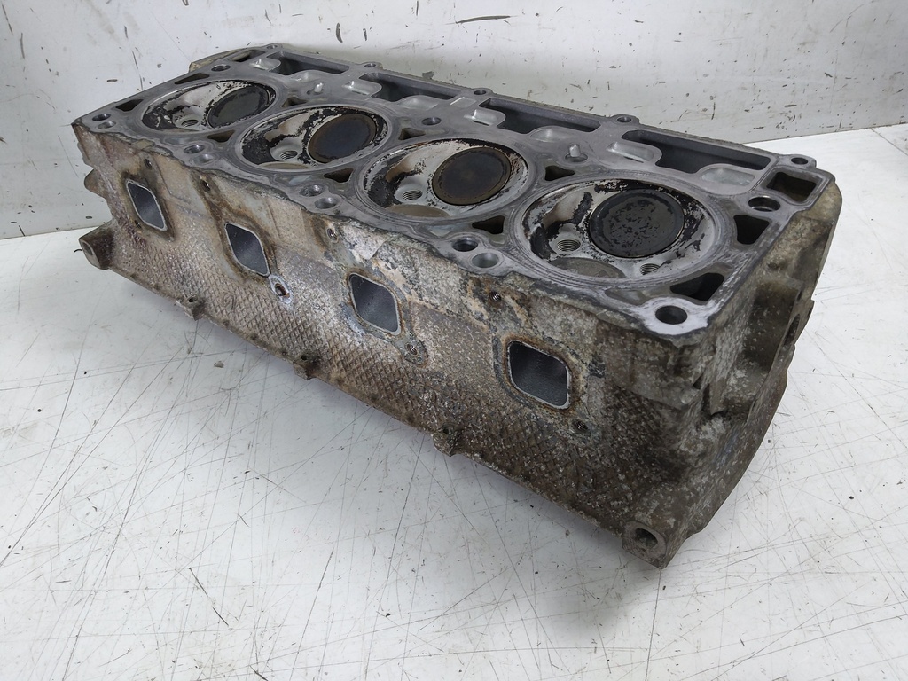 [MTD-525945] Culata para Dodge Durango / Jeep Commander 5.7 V8