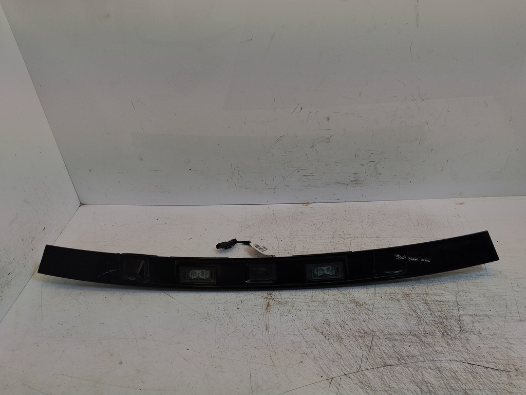 [MTD-520019] Cámara de visión trasera Land Rover Discovery Sport L550 2.0 204DTD