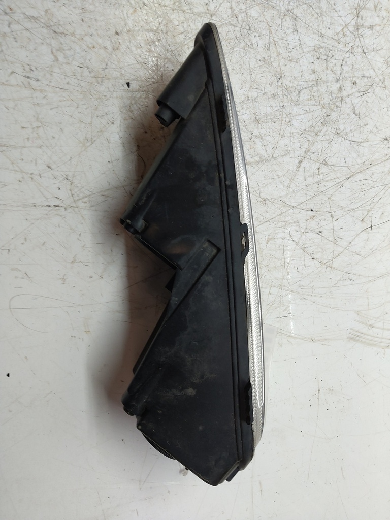 [MTD-525968] Faro antiniebla derecho Volkswagen Passat B7