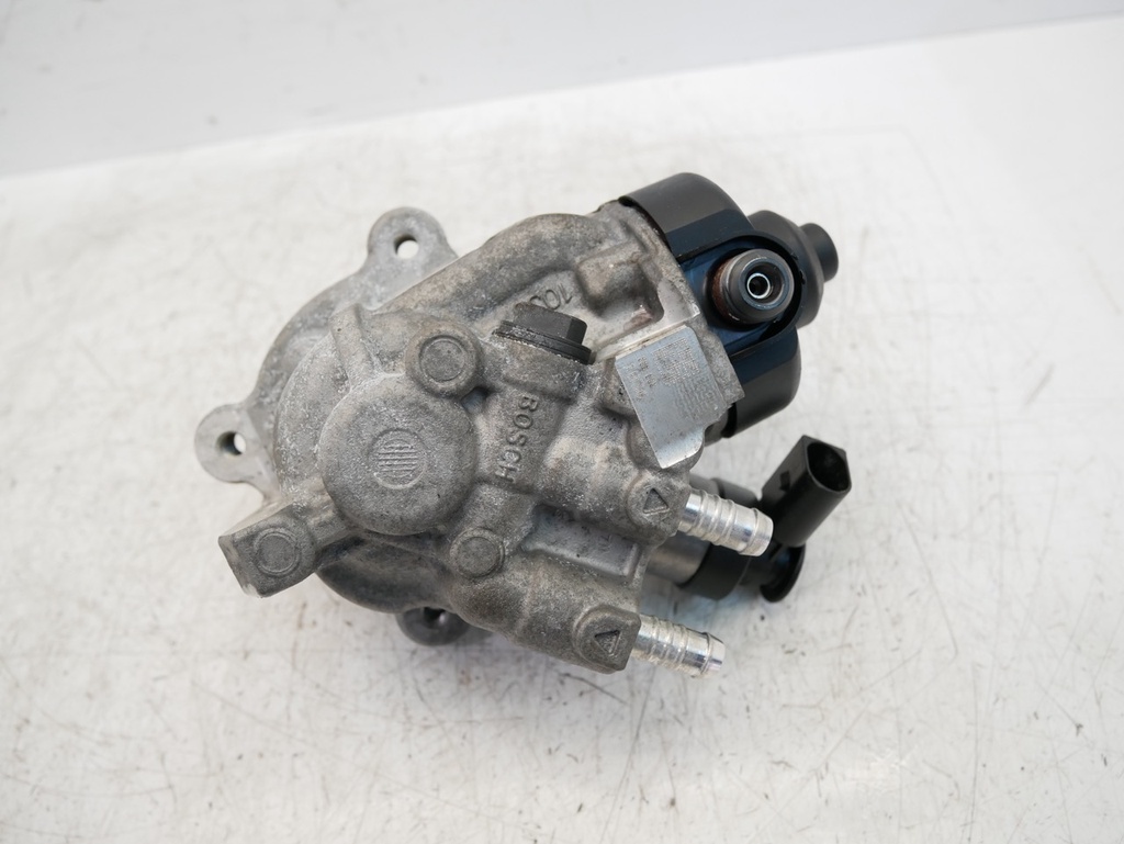 [MTD-495337] Bomba de alta presión Audi A4 Q5 A5 2.0 TDI DET DETA 04L130755E 0445010528