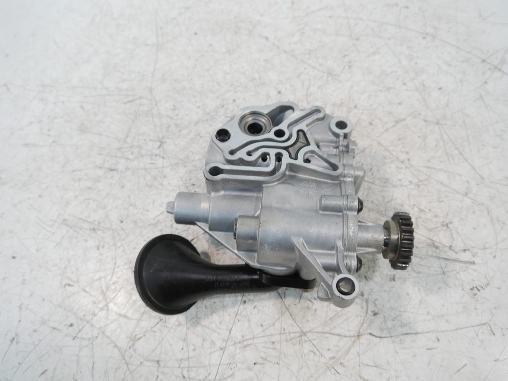 [MTD-495357] Bomba de aceite Audi A3, VW Passat, Skoda Superb, Seat Leon 2.0 TFSI TSI CZP CZPA CZPC 06H115105FL