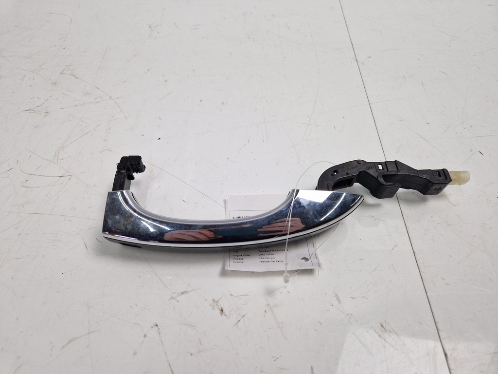 [MTD-497330] Tirador de puerta Audi A4 8WC 3.0 TDI V6 Diesel DMG DMGA 4H837206C