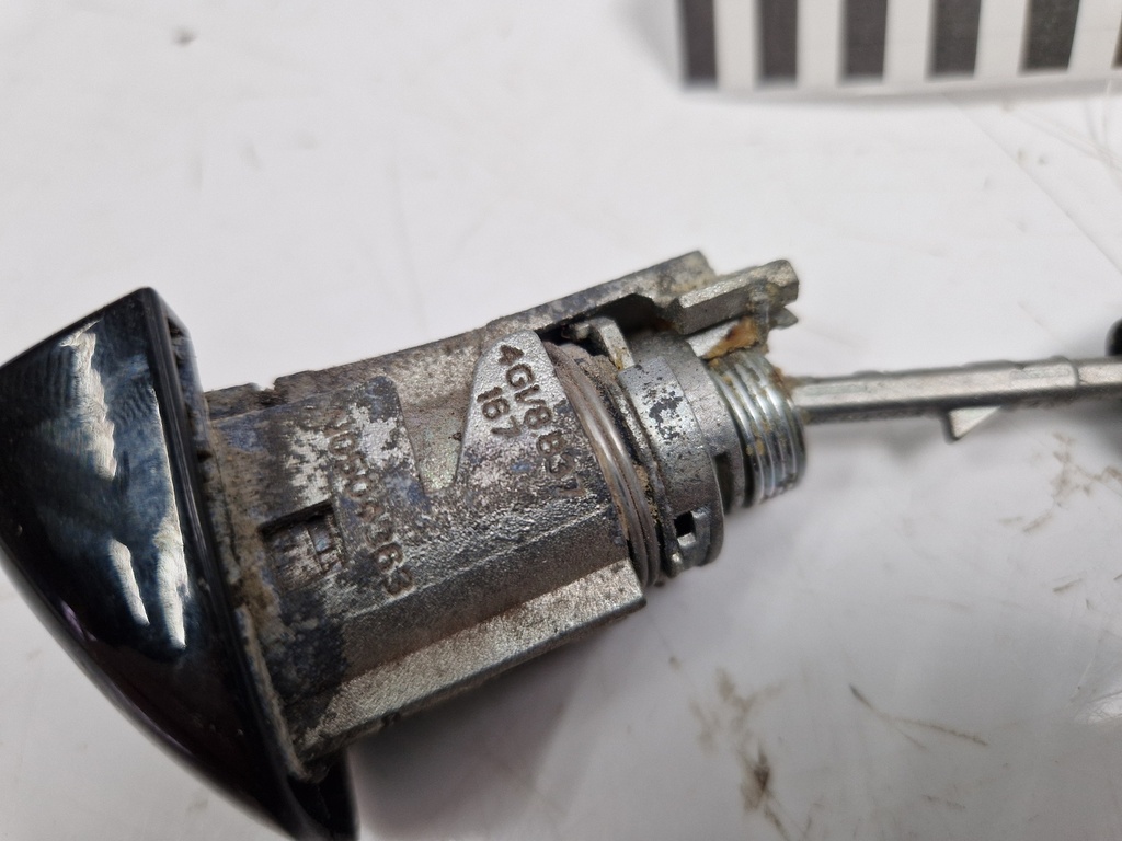 [MTD-497350] Cerradura de puerta Audi A4 8WC 3.0 TDI V6 Diesel