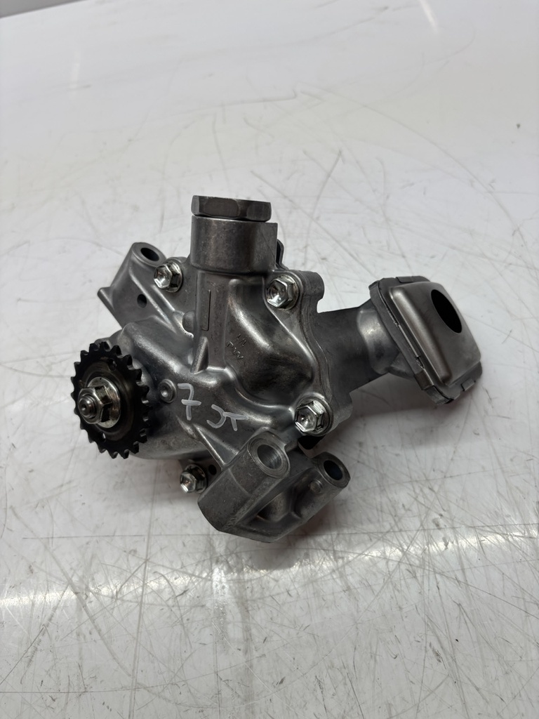 [MTD-497855] Bomba de aceite Toyota C-HR 1.8 Hybrid 2ZR-FXE 2ZR 15100-0T100