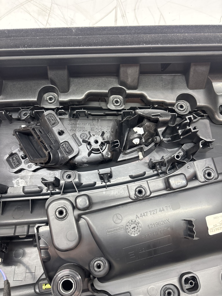 [MTD-498772] Revestimiento de puerta Mercedes Vito W447 2.0 CDI OM654.920