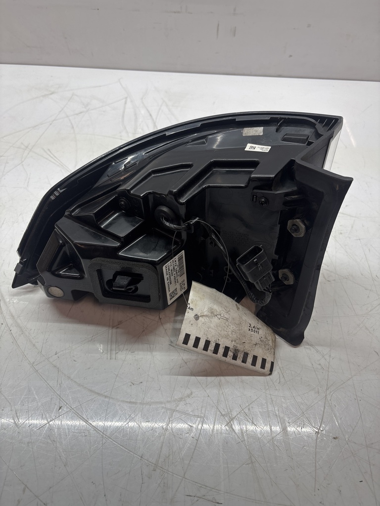[MTD-499738] Luz trasera izquierda Land Rover Discovery Sport S 2.0 204DTY