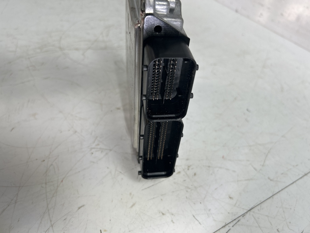 [MTD-499133] Unidad de control del motor VW Transporter T5 2.0 TDI BNZ