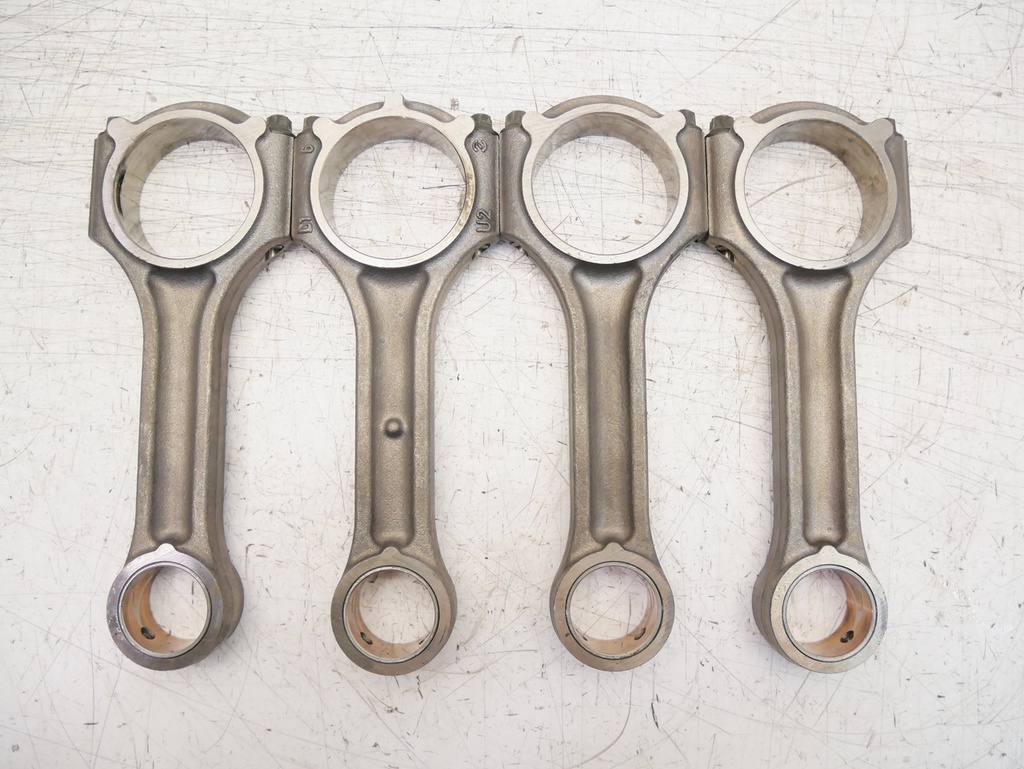 [MTD-448227] 4x biela Kia Ceed JD 1.6 CRDi D4FB 23510-2A702