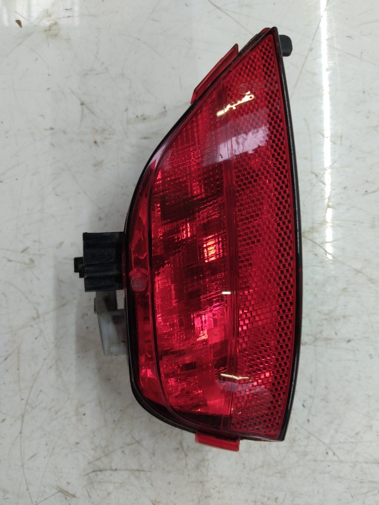 [MTD-525922] Piloto trasero derecho Dacia Duster