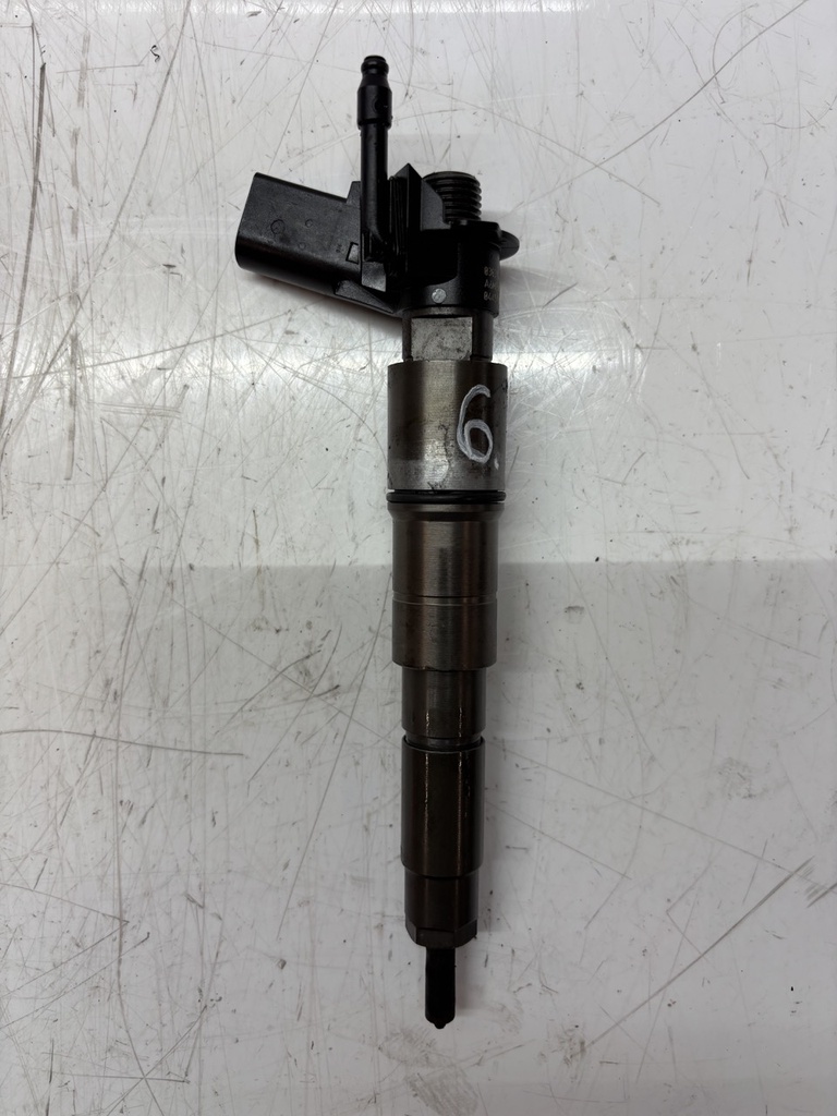 [MTD-461216] Inyector BMW Serie 7 E65 E66 E67 3.0 730ld M57D30 306D3 M57 7792721