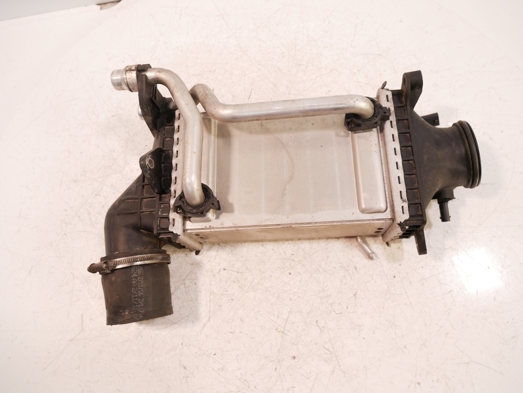 [MTD-422316] Intercooler para Mercedes C-Klasse W205 2.0 C 350 e M 274.920 A2740900414