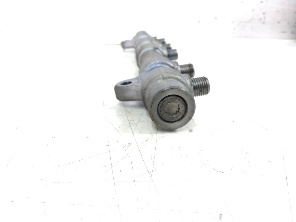 [MTD-525799] Tubo de guía Ford F250/F350/F450