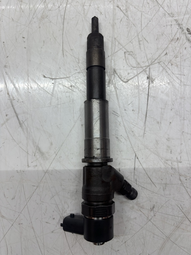 [MTD-487875] Inyector para Nissan Opel Renault Trafic 2.0 CDTI M9R692 M9R LHL 95517506