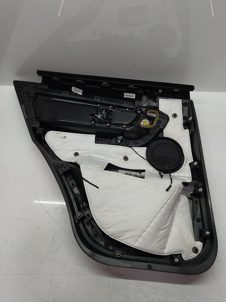 [MTD-511006] Panel de puerta Land Rover Discovery Sport L550 2.0 D 204DTA