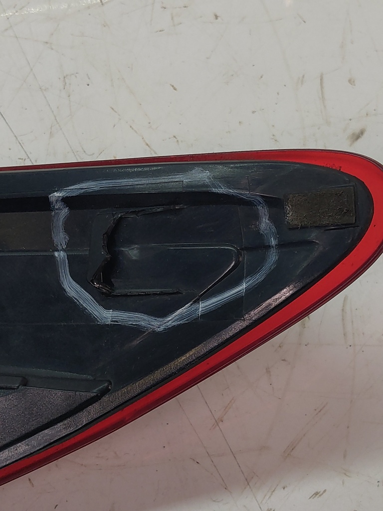 [MTD-513066] Luz trasera derecha MAZDA 6 Estate 2.2 D SH