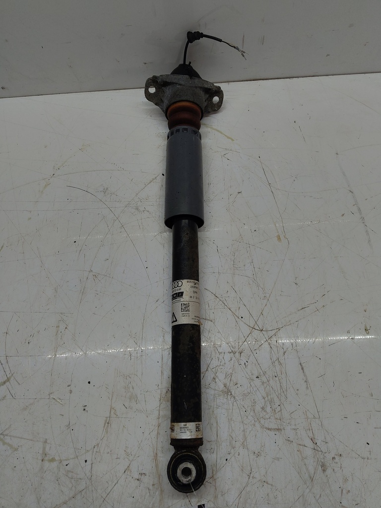 [MTD-514939] Amortiguador izquierdo Audi A3 S3 quattro 2.0 CJXC CJX 8V0513021N