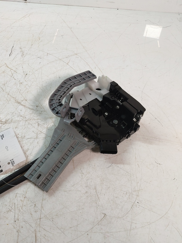 [MTD-520539] Cerradura de puerta Hyundai Tucson 1.6 CRDI D4FE 92152-00300