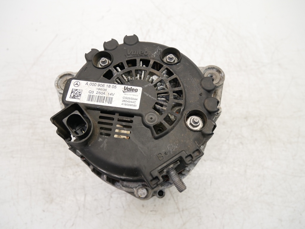 [MTD-405476] Alternador Mercedes Clase E W213 E 63 AMG 4.0 S M177.980 A0009061805