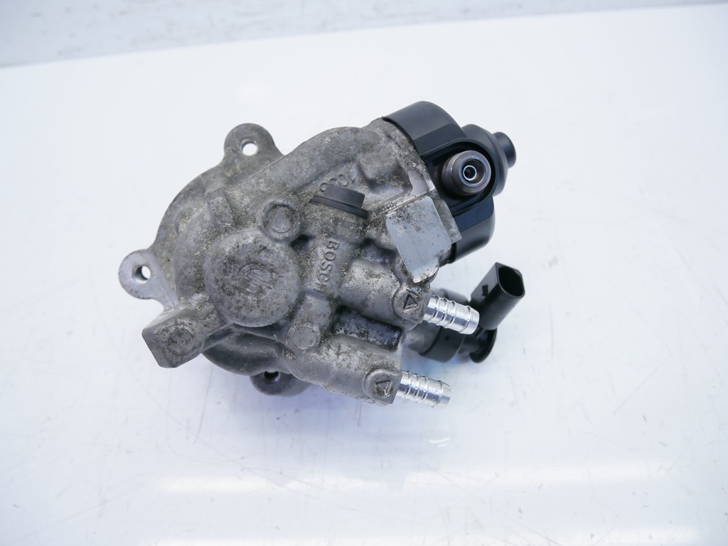 [MTD-411366] Bomba de alta presión Audi Seat Skoda VW A3 Leon Octavia Golf 1.6 TDI CLHA 0445010537