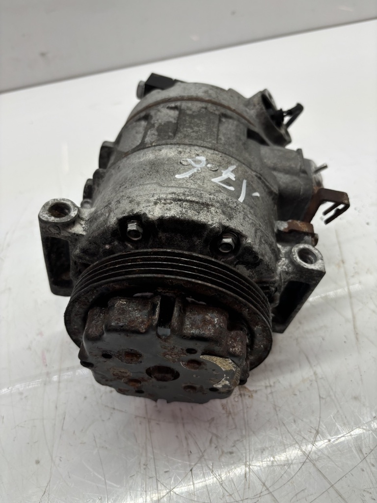 [MTD-445564] Compresor de aire acondicionado BMW Serie 7 E65 E66 E67 3.6 V8 gasolina 735i N62B36A 9175481