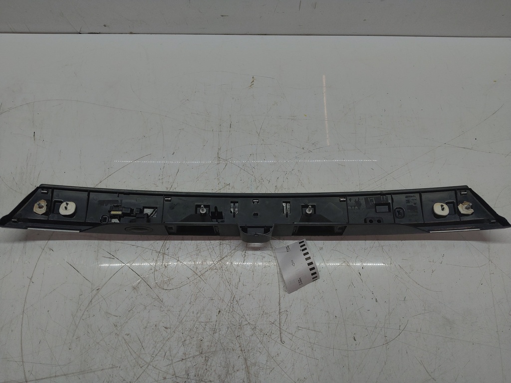[MTD-511251] Moldura del portón trasero Jeep Cherokee IV WK 3.0 CRD V6 4x4 Diesel EXF