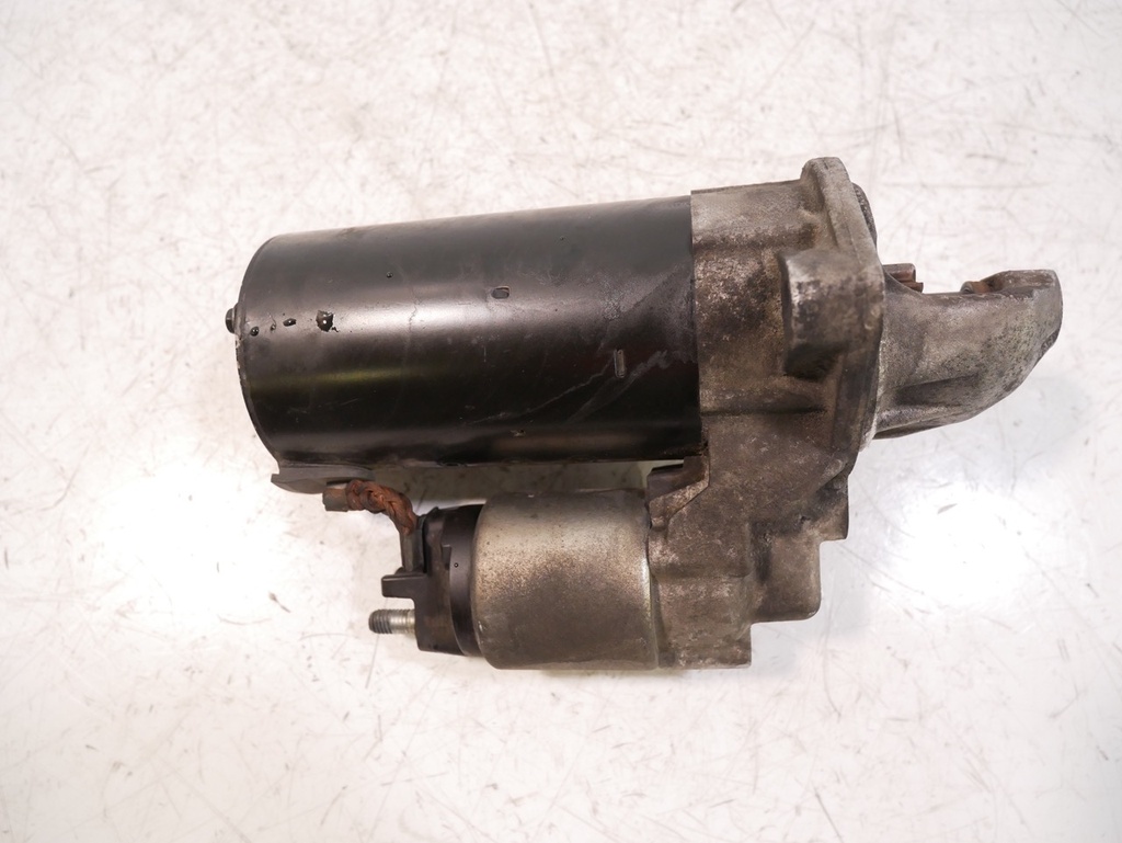 Motor de arranque BMW 2.0 BMW 5er E60 2.0 204D4 M47D20 7796892