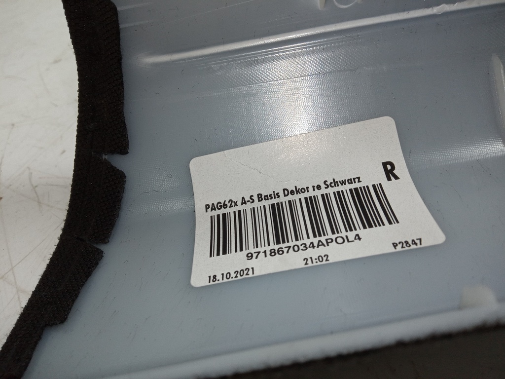[MTD-499068] Embellecedor de montante A derecho Porsche Panamera 971 2.9 V6 CSZ CSZB