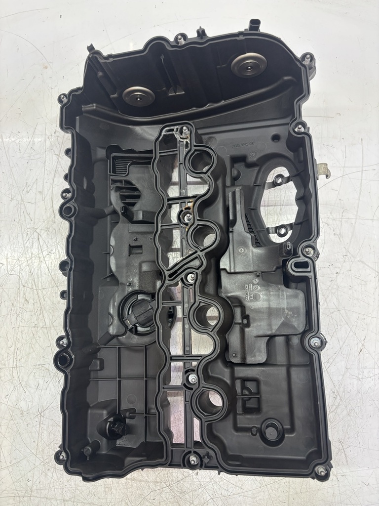 [MTD-483279] Tapa de balancines BMW X1 F48 2.0 xDrive 20i B48A20A 7611278