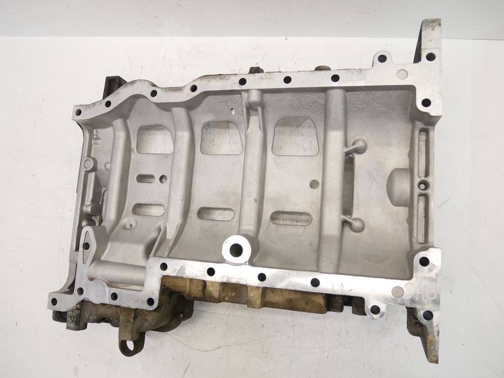 [MTD-481936] Cárter de aceite superior Land Rover Defender L316 2.2 Td4 DT224 BK3Q-6U004-AA