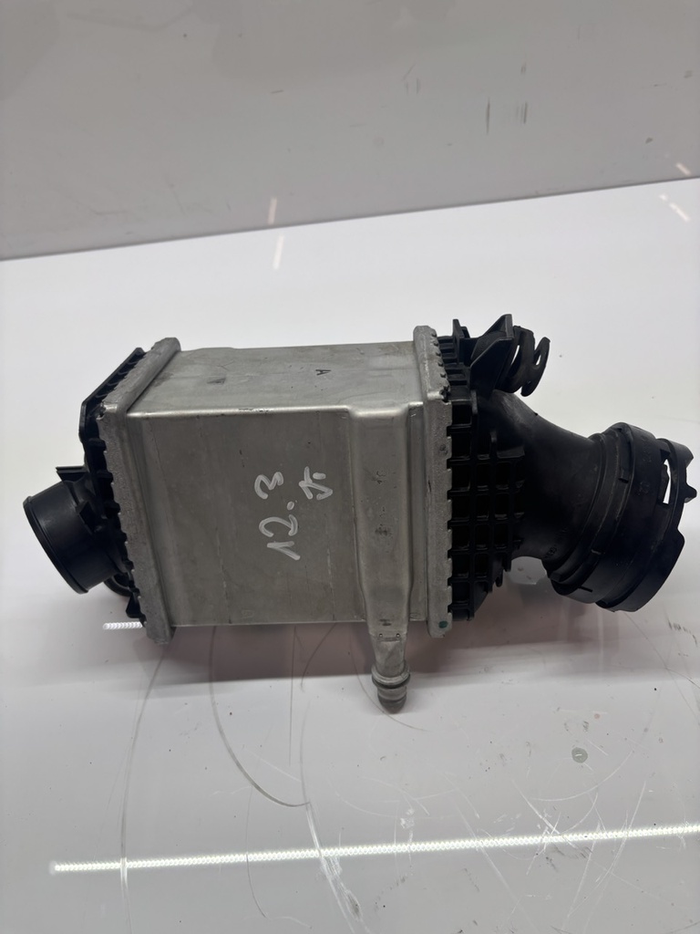[MTD-487615] Colector de admisión BMW Serie 7 G11 G12 4.4 V8 gasolina 750i N63B44C
