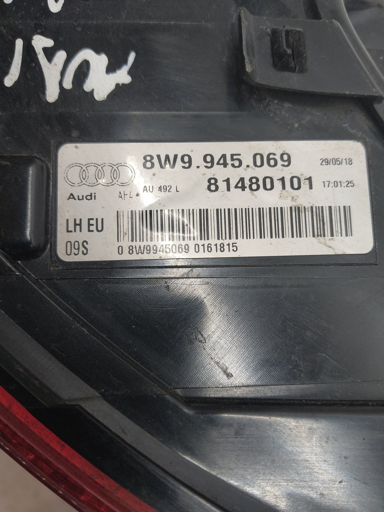 [MTD-516164] Luz trasera izquierda Audi A4 B9 Avant 8W5 2.0 TDI DEUA DEU 8W9945069