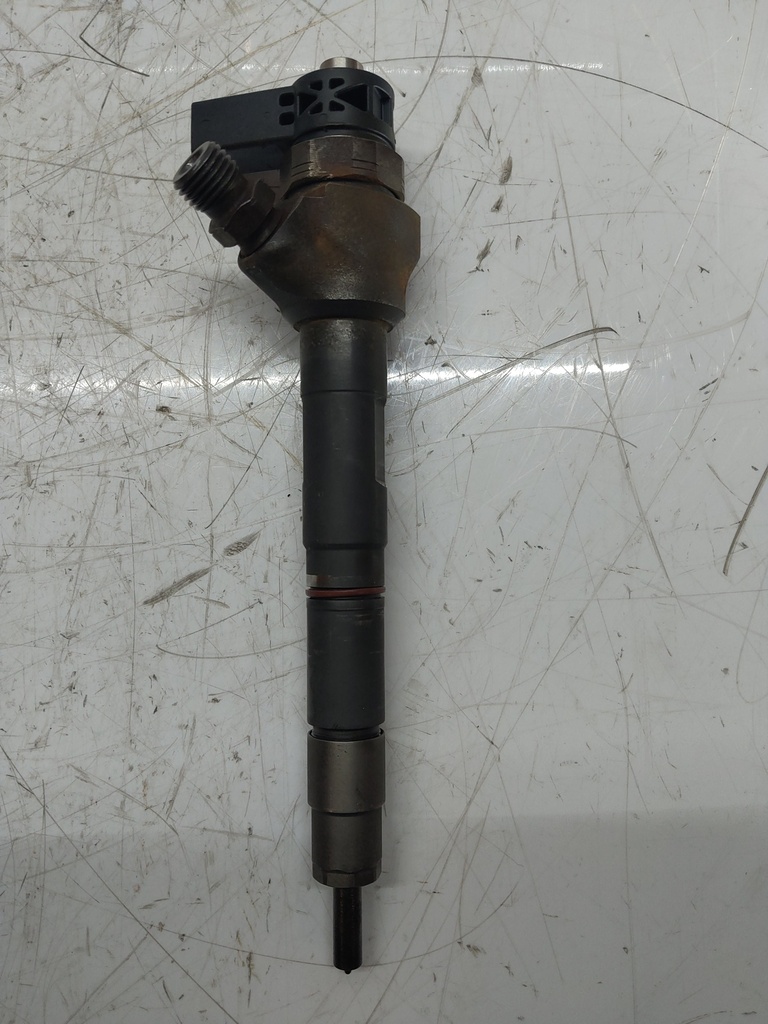 [MTD-515133] Inyector VW Passat 2.0 TDI CFFB 03L130277J