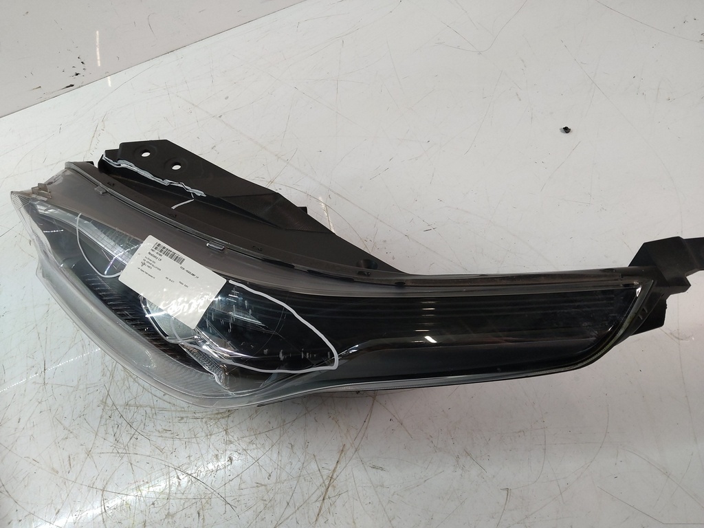 [MTD-520171] Faro delantero izquierdo Kia XCeed 1.6 CRDi D4FE 92101-J7310